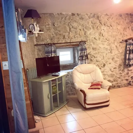 De L'escrinet Nyaraló
